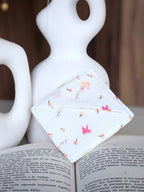 Marque-page d'angle artisanal réalisé à partir des vêtements de vos bébés